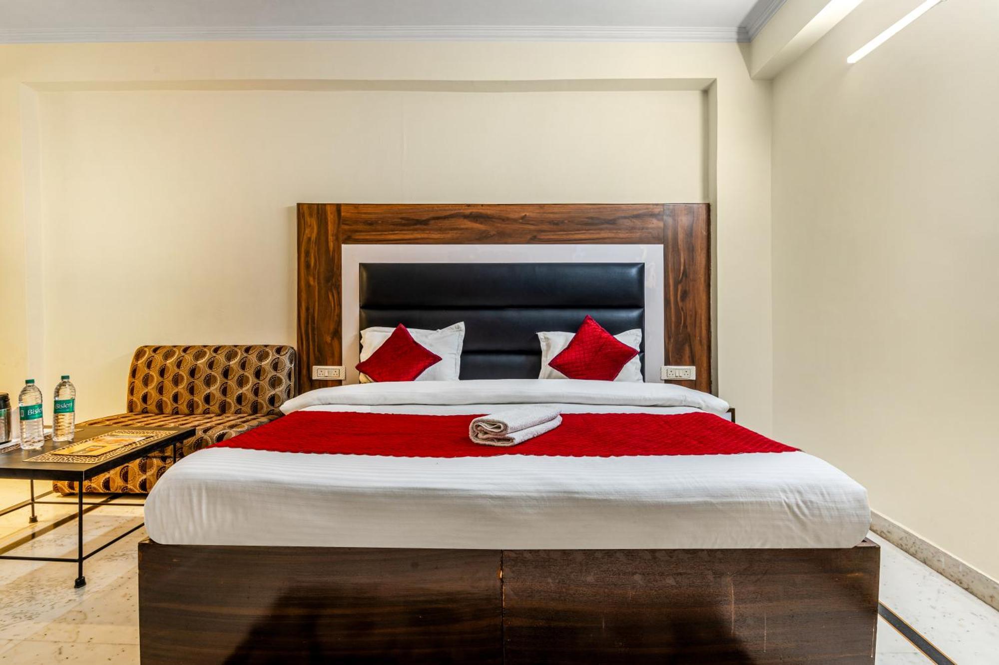 Hotel Nice Palace Delhi (National Capital Territory of India) Exterior foto