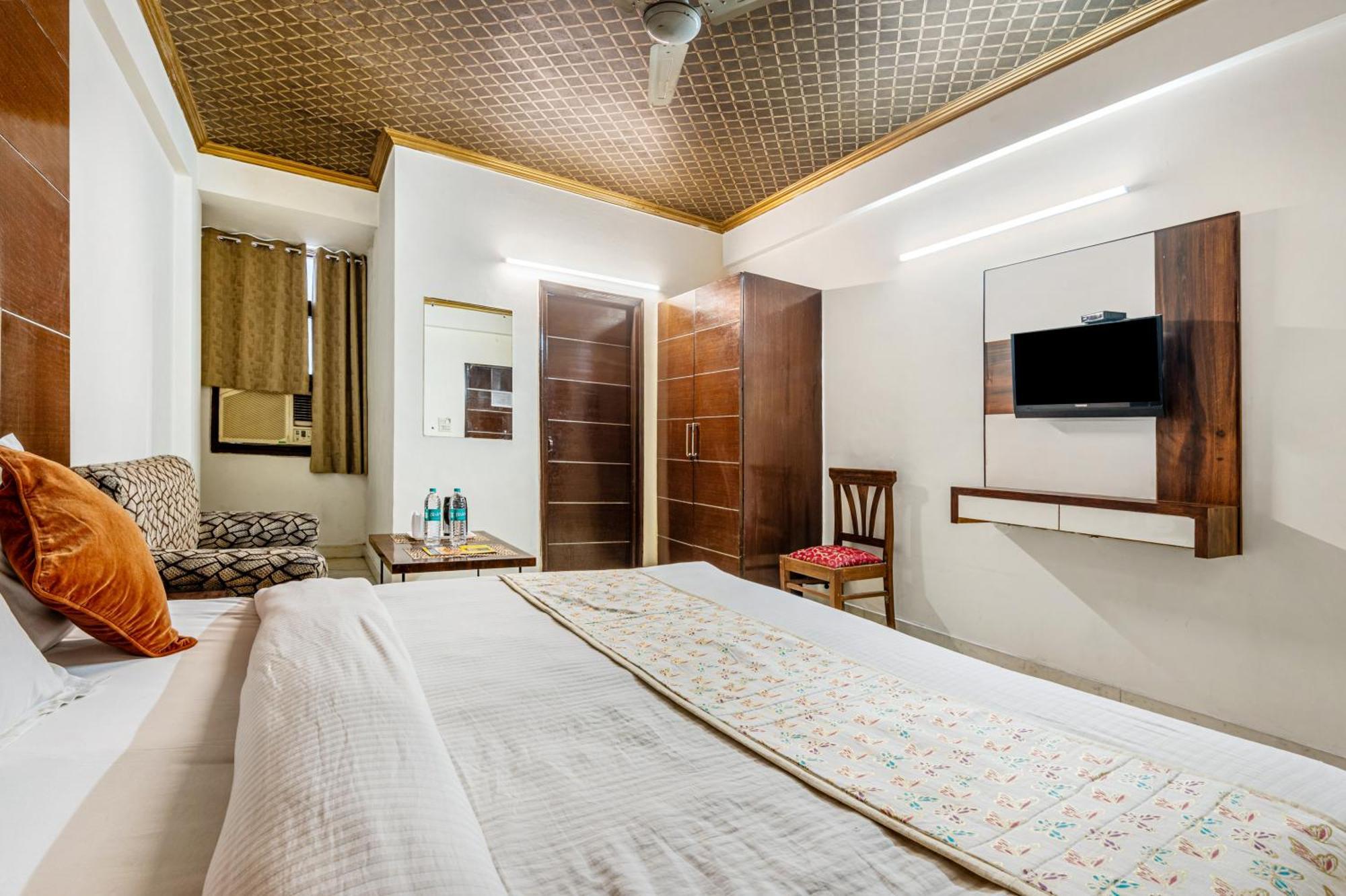 Hotel Nice Palace Delhi (National Capital Territory of India) Exterior foto