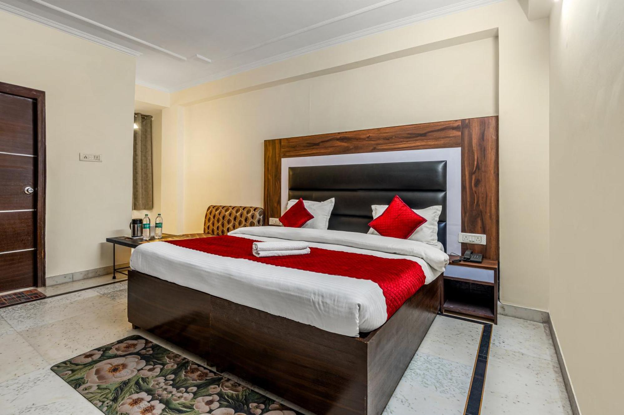 Hotel Nice Palace Delhi (National Capital Territory of India) Exterior foto