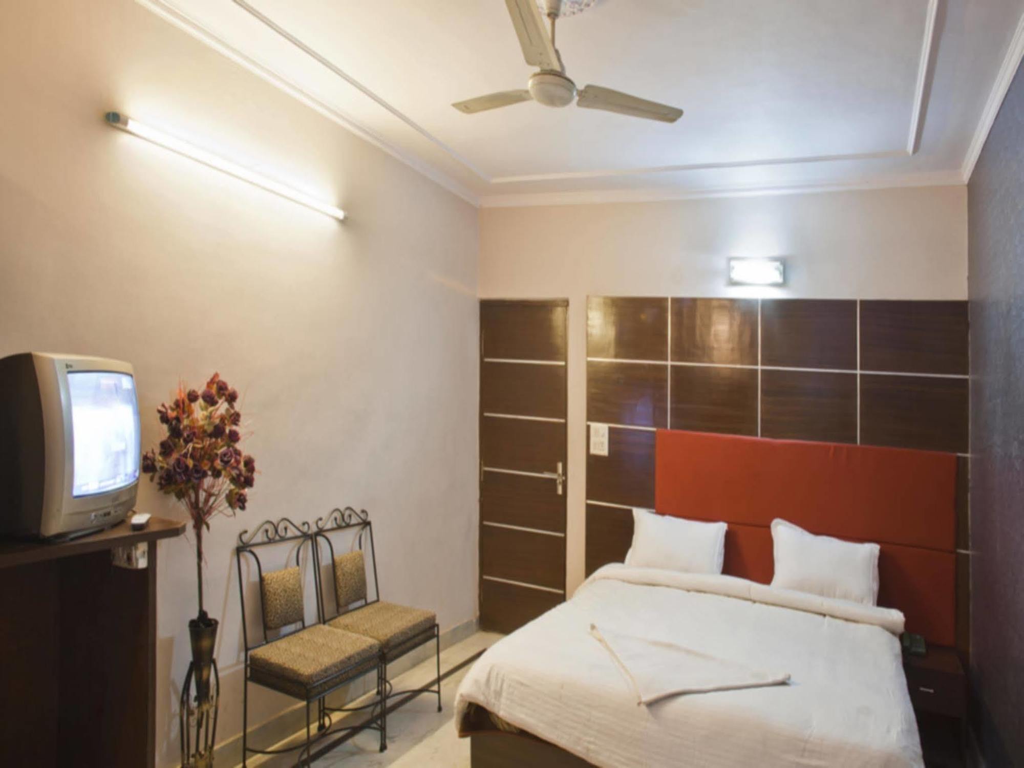 Hotel Nice Palace Delhi (National Capital Territory of India) Exterior foto